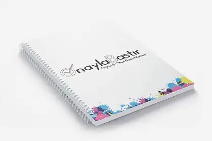 Çok adetli kuşe metal spiralli defter, promosyon hediyesi olarak özelleştirilebilir. Firma logosu ile kişiselleştirilmiş defterler.
